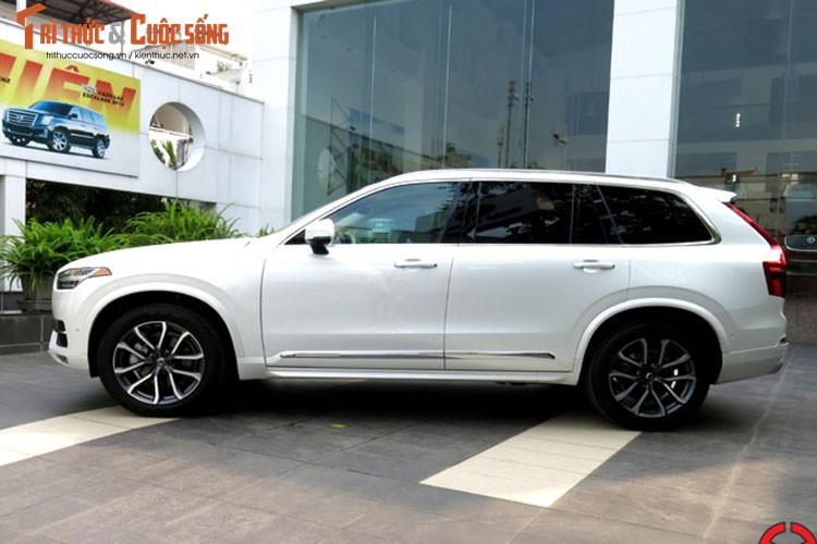 SUV cao cap Volvo XC90 2016 gia 3 ty dong tai Ha Noi-Hinh-3